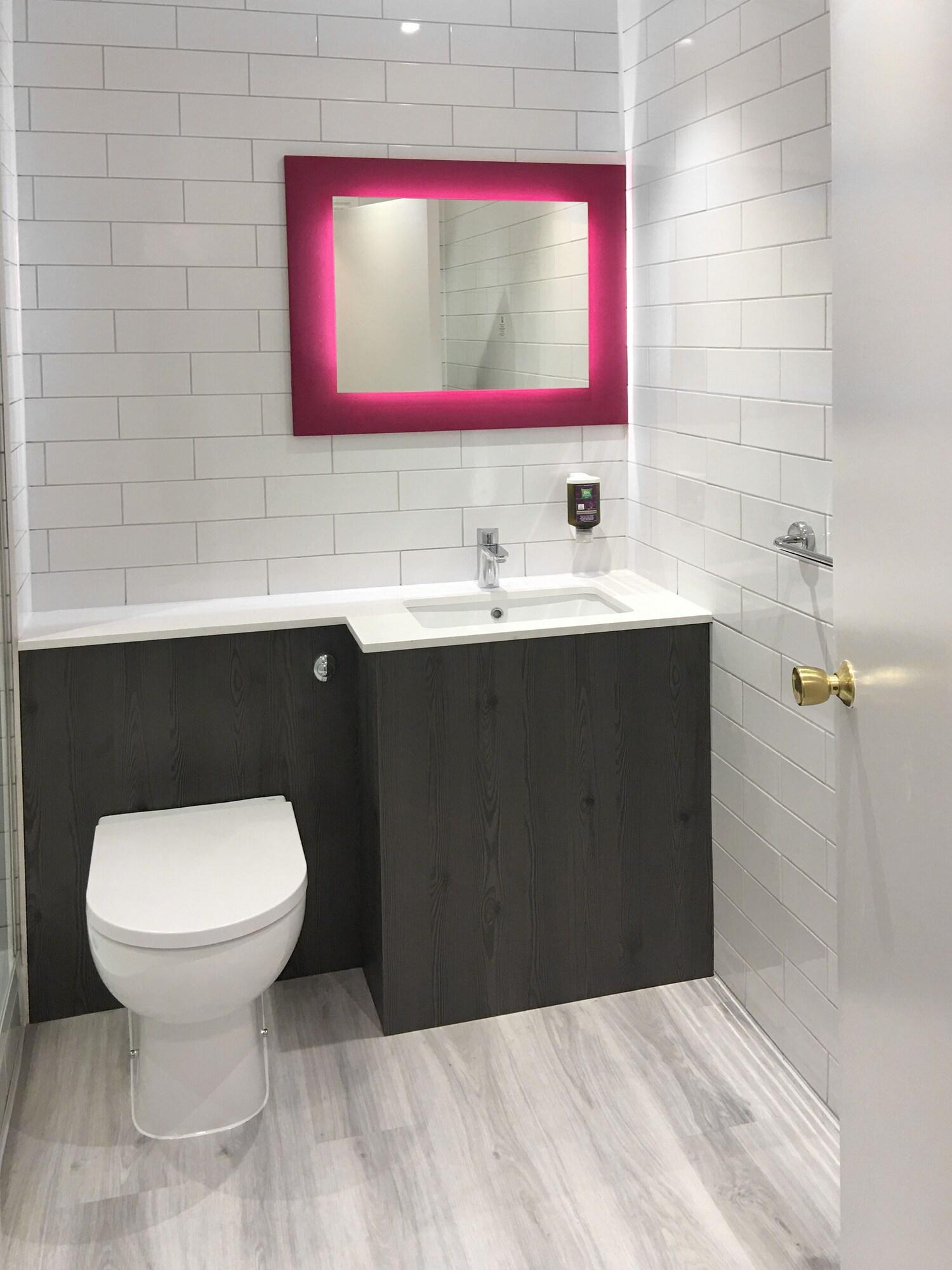 Ibis Styles Reading Oxford Road Hotel Exterior foto